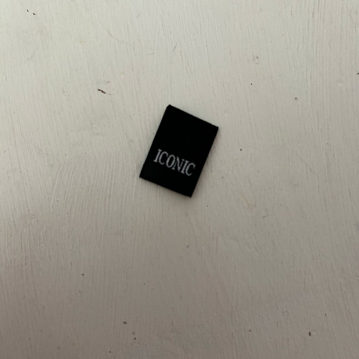 Mini Iconic - 8 Mini Woven Labels image 0