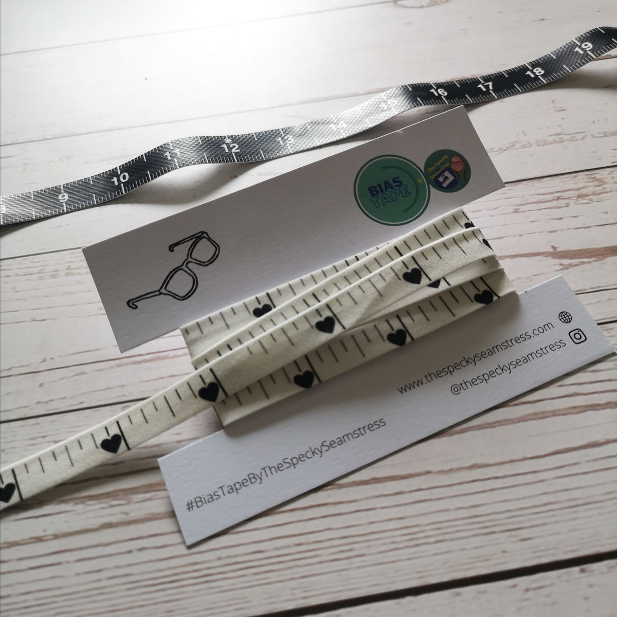 Hearts Tape Measure (White) image 0